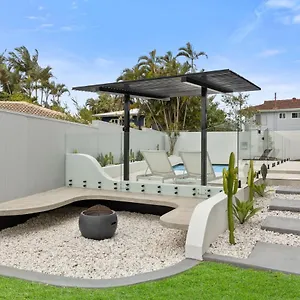  Holiday home Maia House Coolum