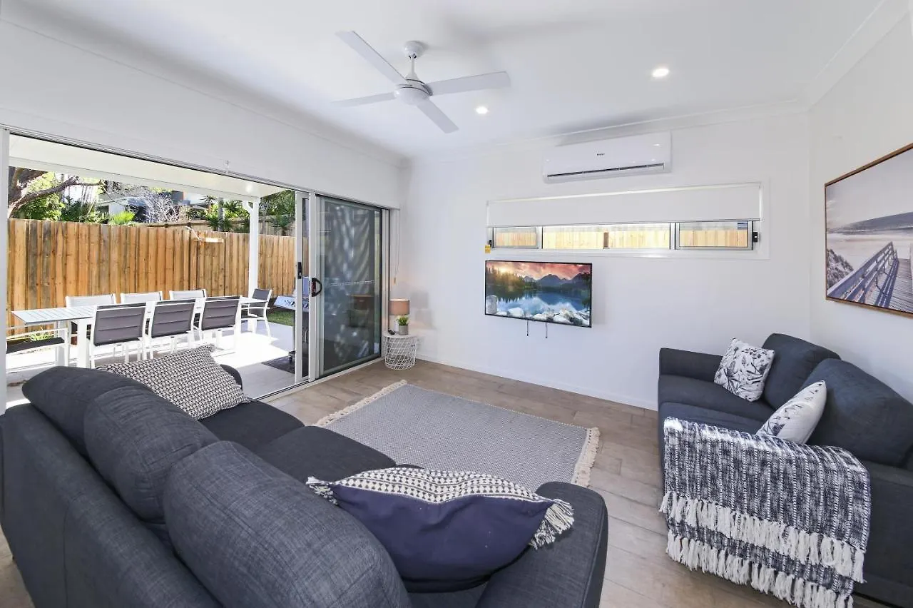 11 Ann Street Villa Coolum Beach Holiday home