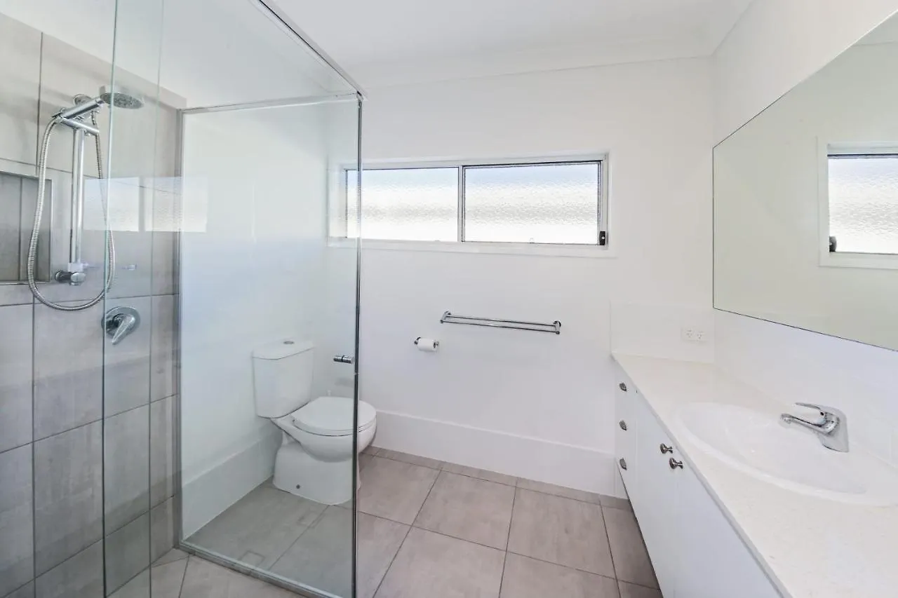 11 Ann Street Villa Coolum Beach Holiday home